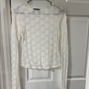 Chic White Lace Long Sleeve Top